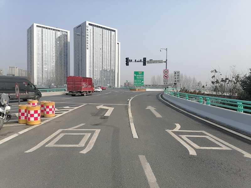 成都市三环路成彭立交桥环岛互通通行规则有变 (3)_副本.jpg