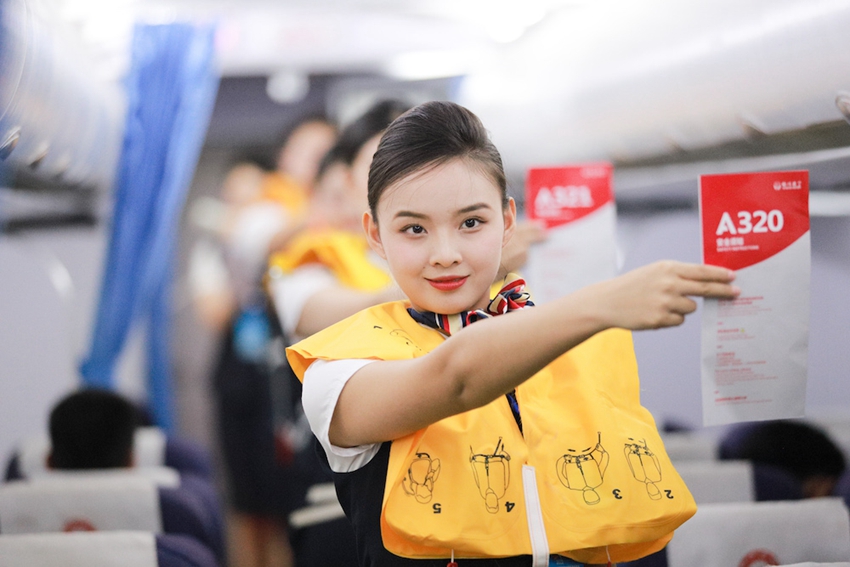 考试现场3(天府新区航空旅游职业学院供图).jpg