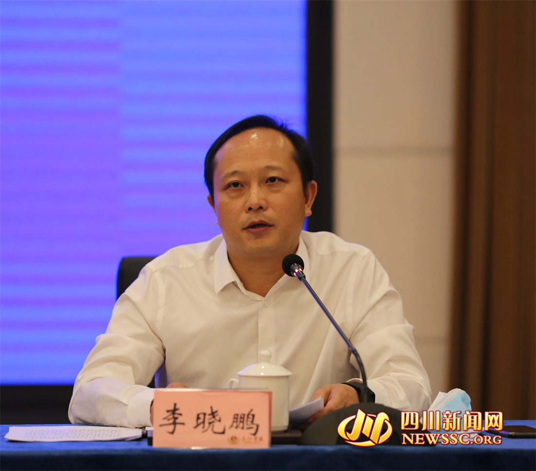 李晓鹏_副本.jpg