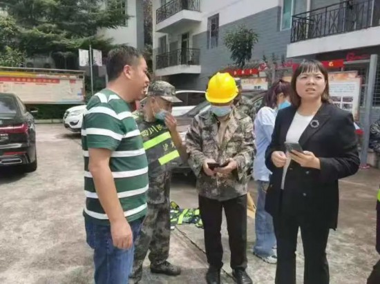 �����˴�ί�ḱ�������컪����һ)���ӵ���������ֺ��֣��ֳ�ָ�ӿ�����֡�.jpg