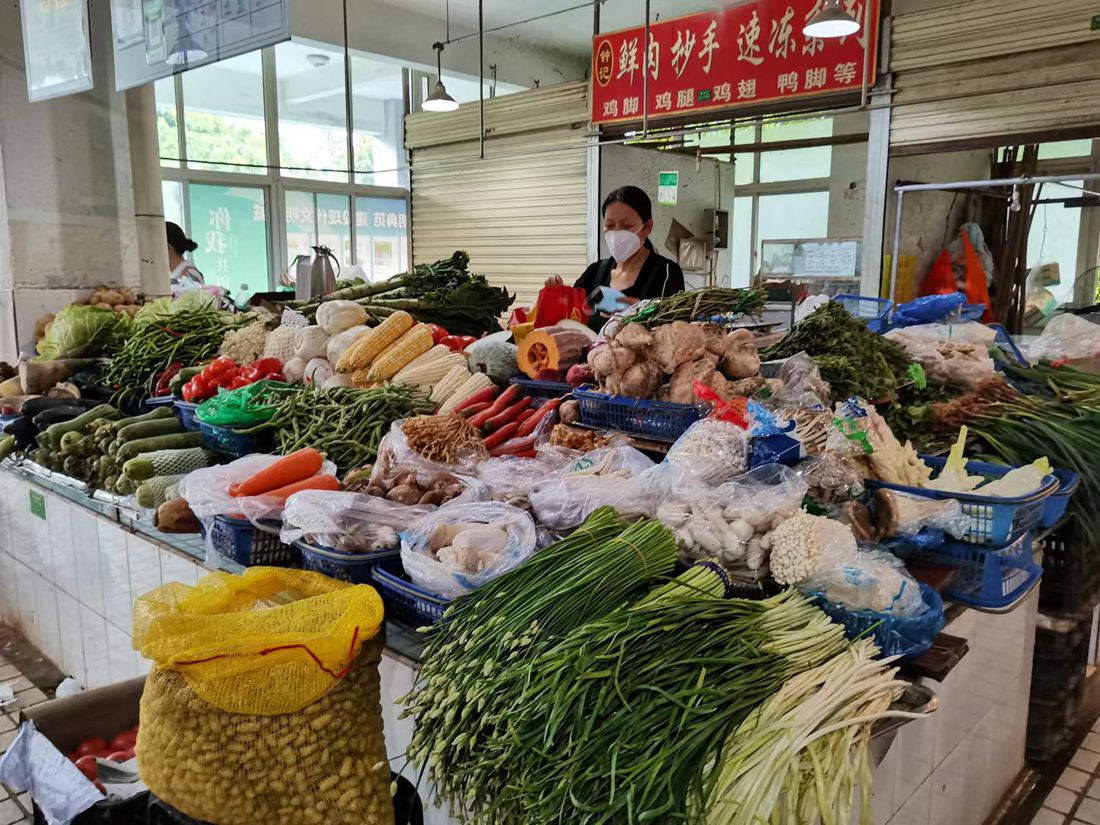 成都高新区多措保障农贸市场安全运行 (2)_副本.jpg