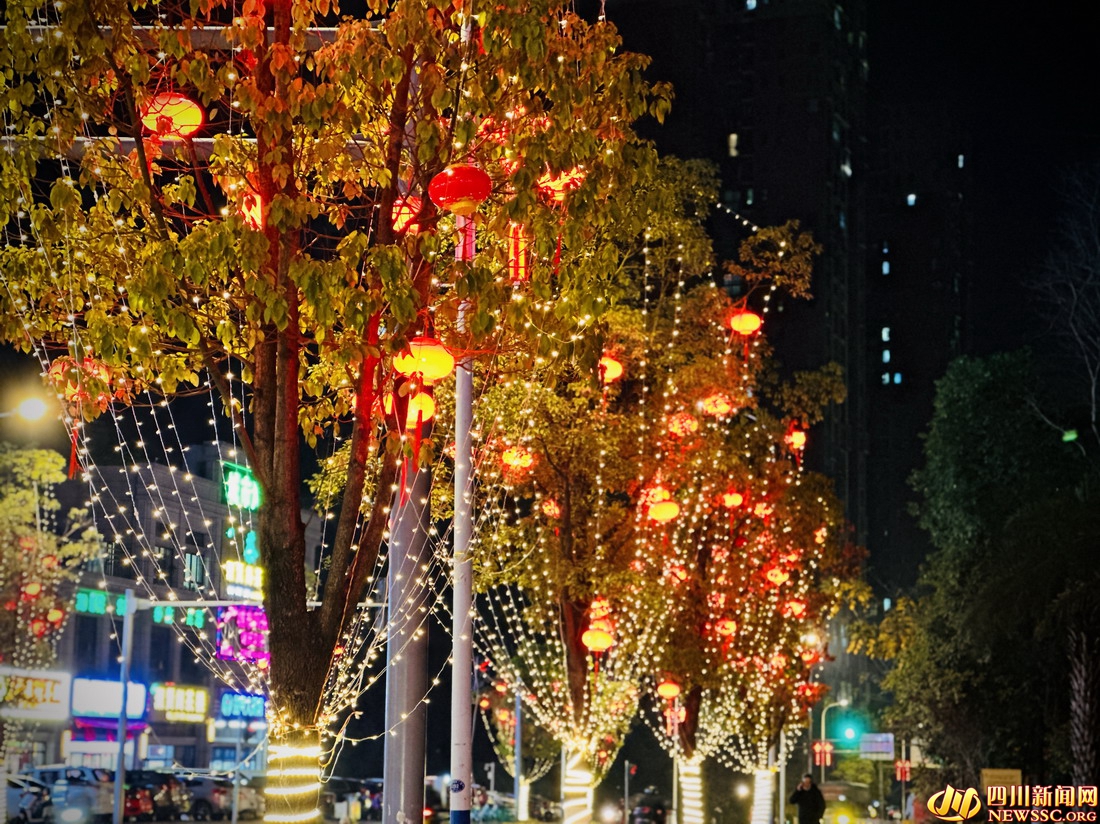 �ֵ�ҹ��װ��.jpg