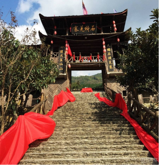习近平总书记关心的石椅村(1)519.png 习近平总书记关心的石椅村(1)519.png