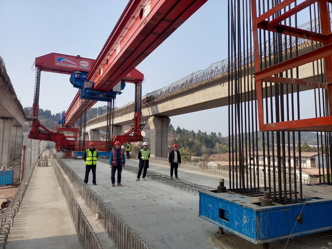 轨道交通资阳线高架段复工现场_副本.jpg 轨道交通资阳线高架段复工现场_副本.jpg