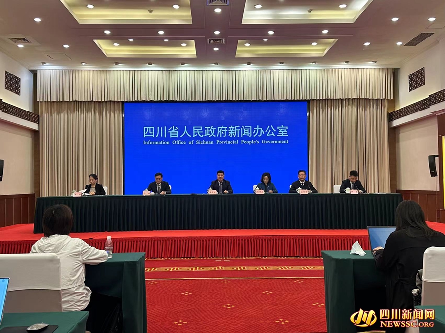 发布会现场_副本.jpg