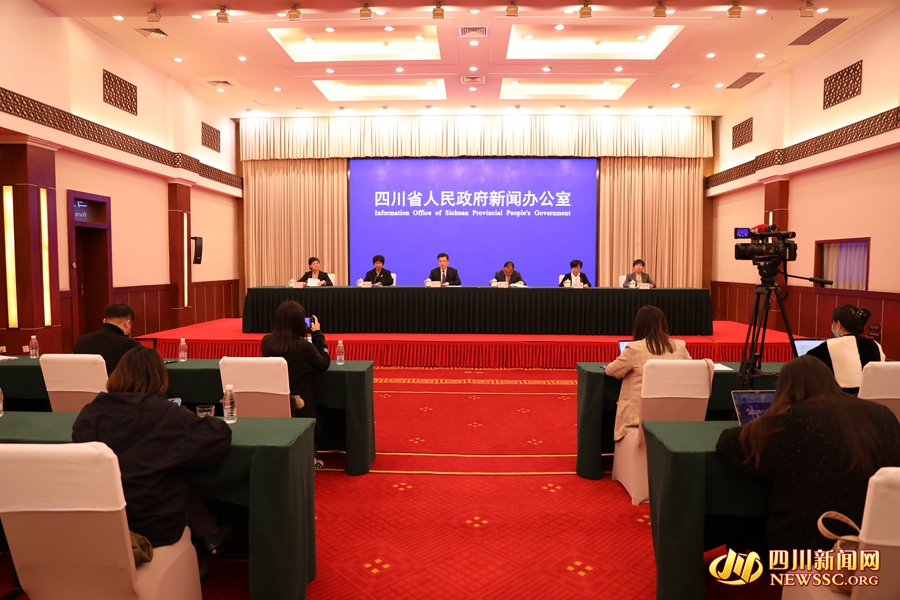 发布会现场_副本.jpg
