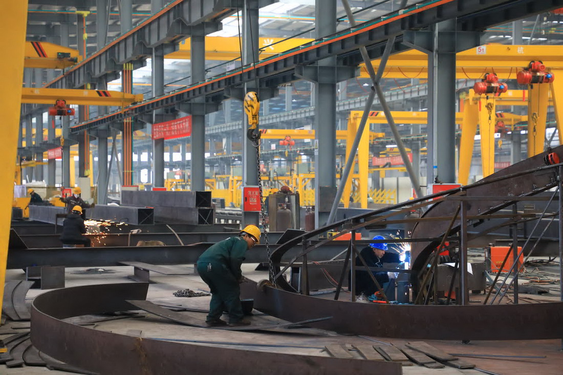 生产车间.jpg 生产车间.jpg