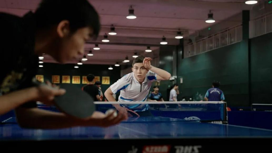 成都大运会倒计时100天主题片《100%》剧照5.jpg 成都大运会倒计时100天主题片《100%》剧照5.jpg