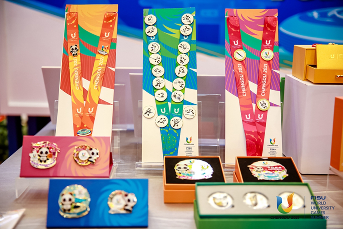 �������׵��ϼ�ǧ���������Ʒ��������ż�����հڼ����ľߡ�������Ʒ���������ε����Ʒ��.jpg