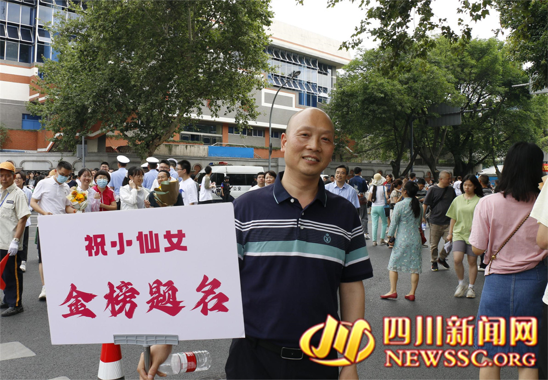 �ҳ�ΪŮ���������־��� (2).jpg