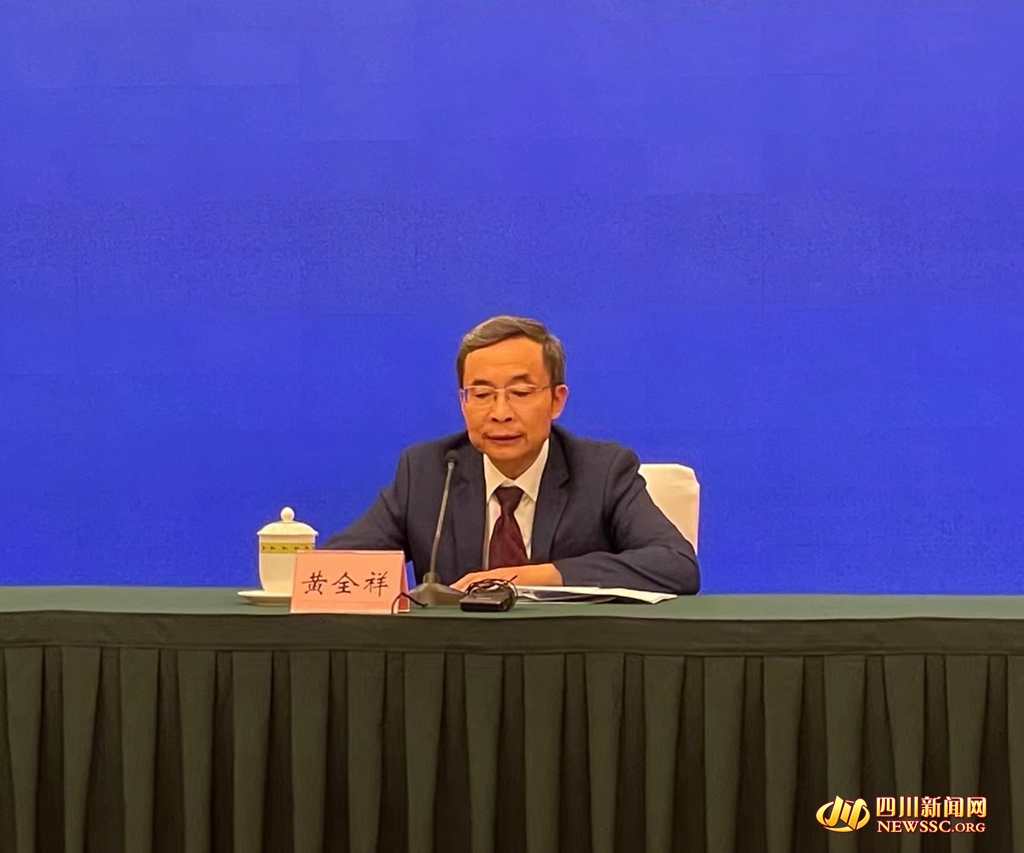 ���гɶ����и��г���ȫ��_����.jpg