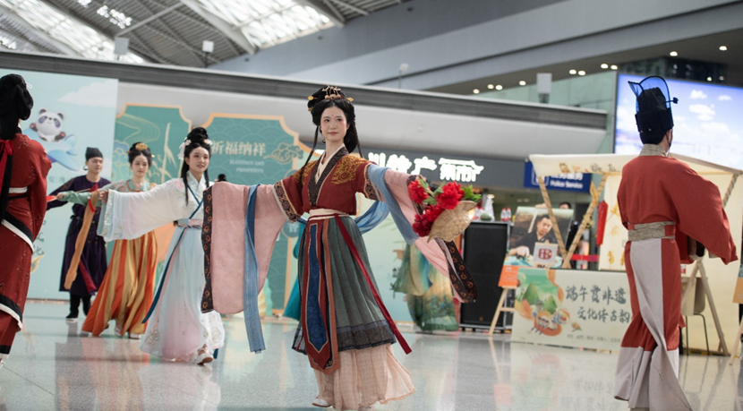 现场表演_副本.png 现场表演_副本.png