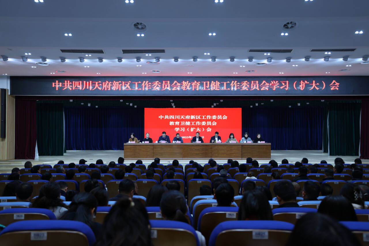 �����ֳ�������������Ĵ��츮������ΪѧУ������ʮ����ʩ��.jpg