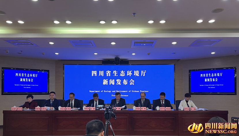 发布会现场.jpg