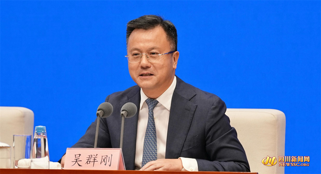 四川省科技厅厅长吴群刚.jpg 四川省科技厅厅长吴群刚.jpg