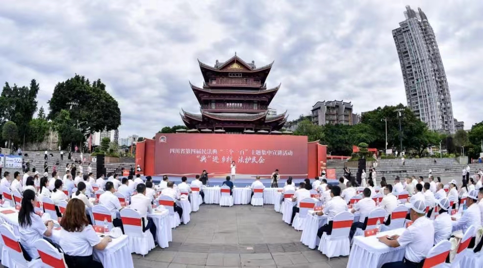 活动现场.jpg 活动现场.jpg