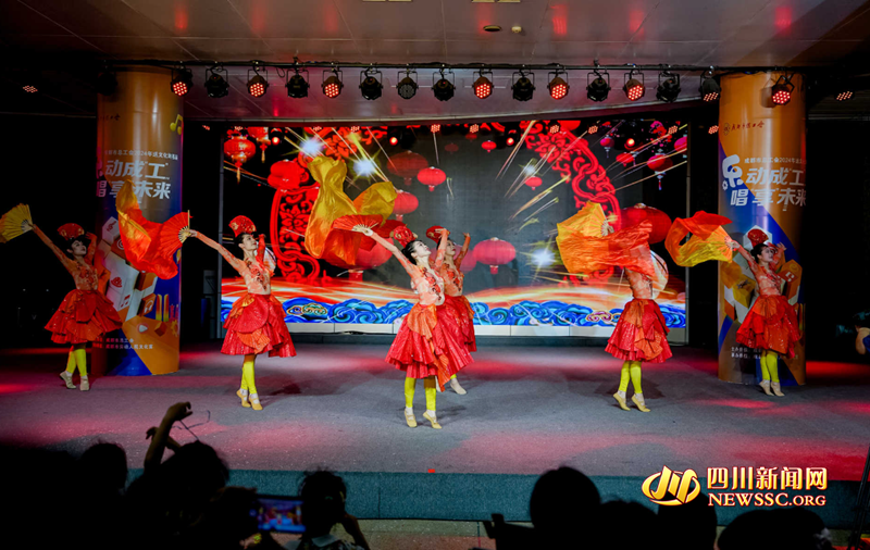 舞蹈表演现场.png 舞蹈表演现场.png