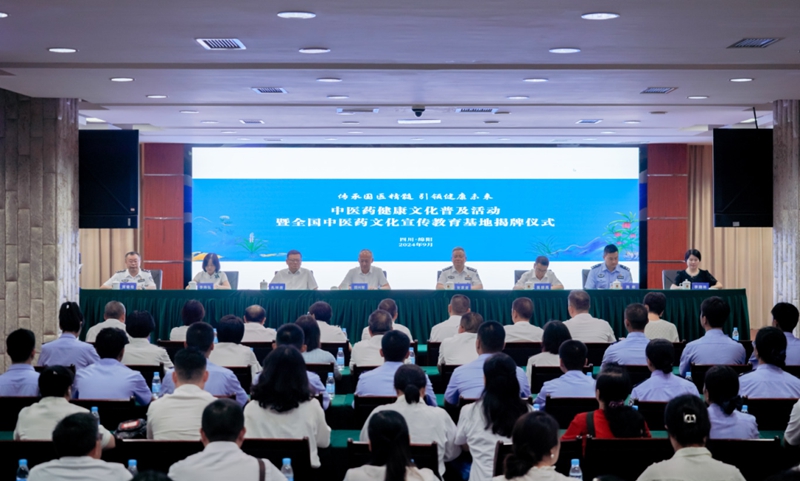 活动现场_副本.jpg 活动现场_副本.jpg