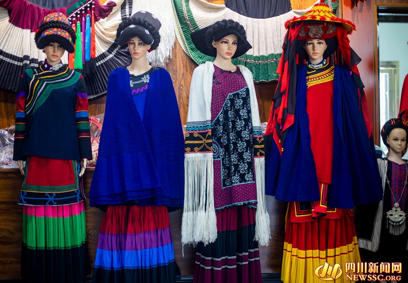 �������չƷ.jpg