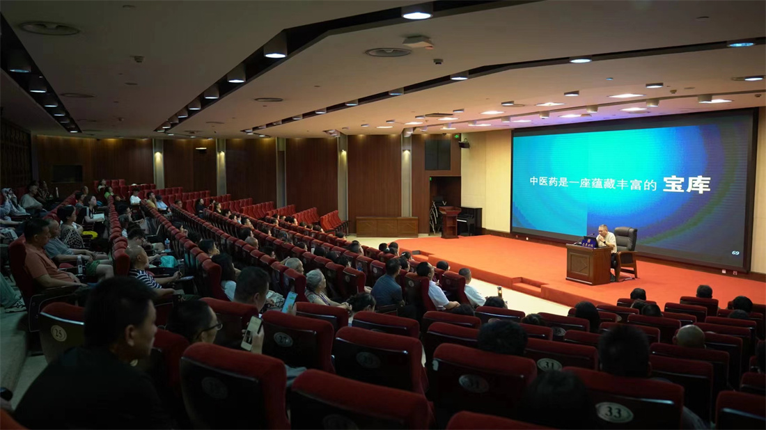 活动现场(5).jpg 活动现场(5).jpg