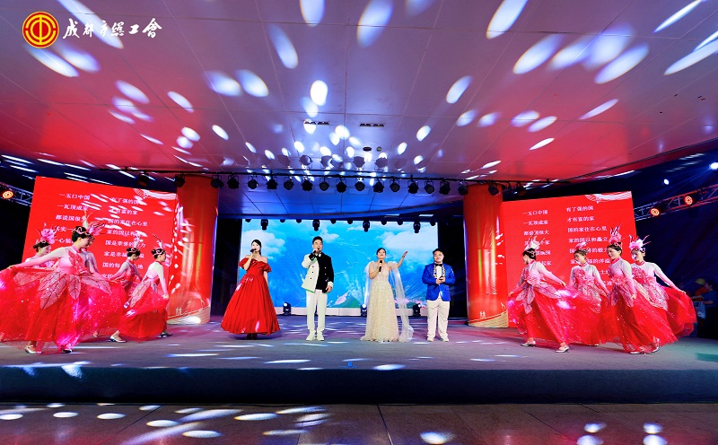 111 表演现场.jpg