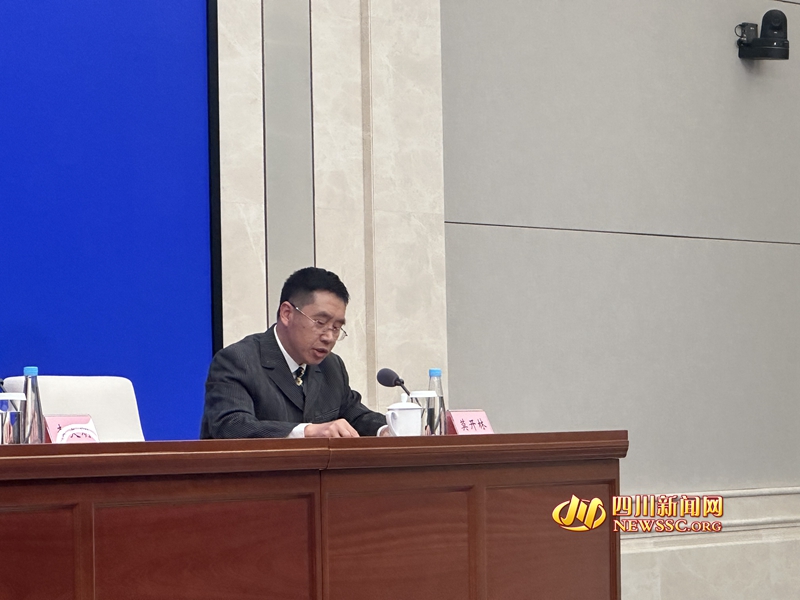 四川省林科院二级研究员莫开林.jpg 四川省林科院二级研究员莫开林.jpg