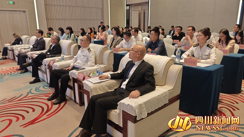 培训会现场2.jpg