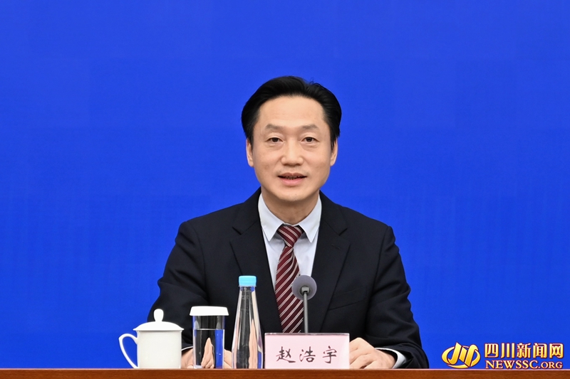 资阳市委副书记、市长赵浩宇.jpg 资阳市委副书记、市长赵浩宇.jpg