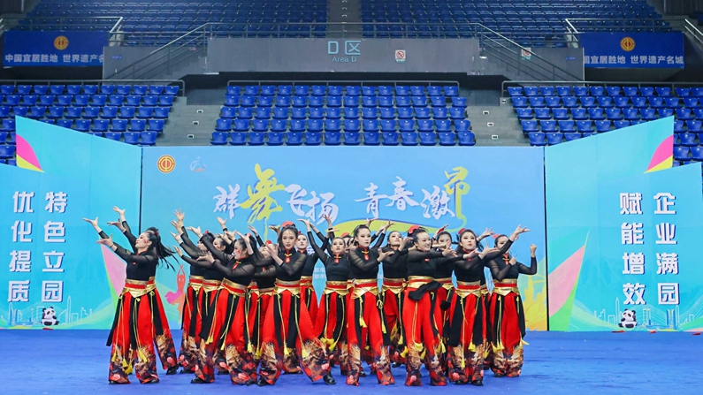 比赛现场.jpg 比赛现场.jpg