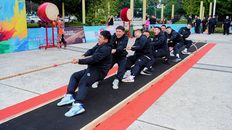 比赛现场2.jpg 比赛现场2.jpg