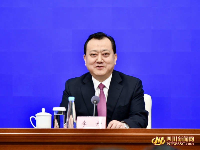 内江市委副书记、市长李丹.jpg 内江市委副书记、市长李丹.jpg