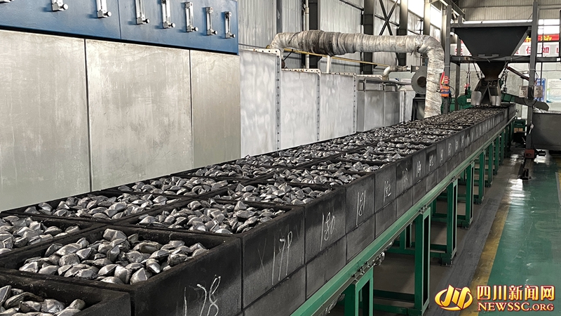 (钢铁中加入钒氮合金,强度、韧性、延展性等性能将大大提升,因此被称为“工业味精”)_副本.jpg (钢铁中加入钒氮合金,强度、韧性、延展性等性能将大大提升,因此被称为“工业味精”)_副本.jpg