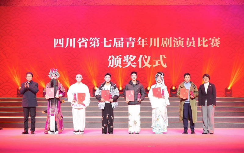 闭幕现场_副本.jpg 闭幕现场_副本.jpg