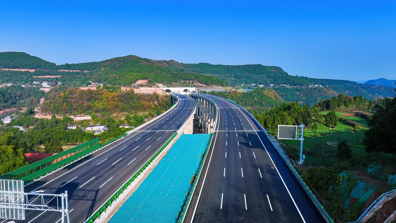 马鞍山隧道.jpg 马鞍山隧道.jpg