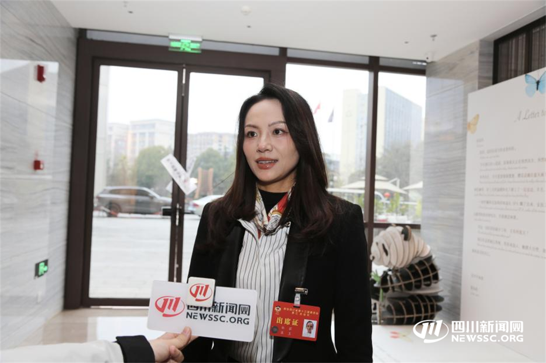 省政协委员、视康眼科医院院长杜茹.png 省政协委员、视康眼科医院院长杜茹.png