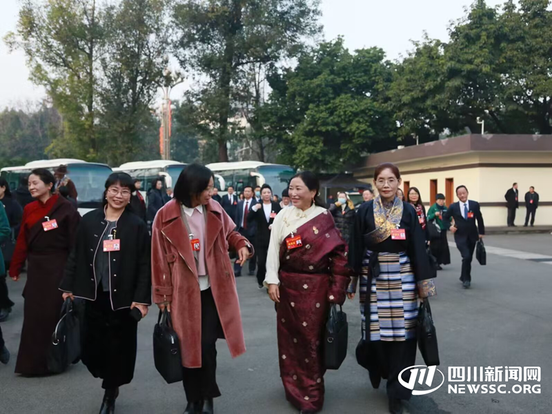 2B753EDAC3D1CFE32ED10D565542B900111_副本.png