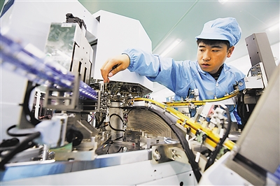 <p>ܿƼģ޹˾2Ƭ뵼ģһĿ䣬ҵߡ骡</p>