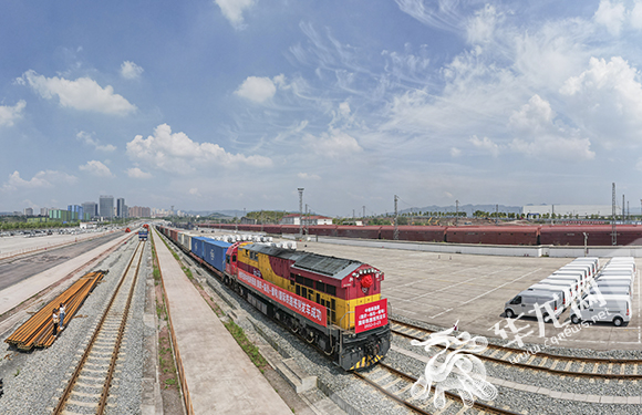 ͨ-ٲ-飩·гɹС-ͻ ϯ Ŀ 