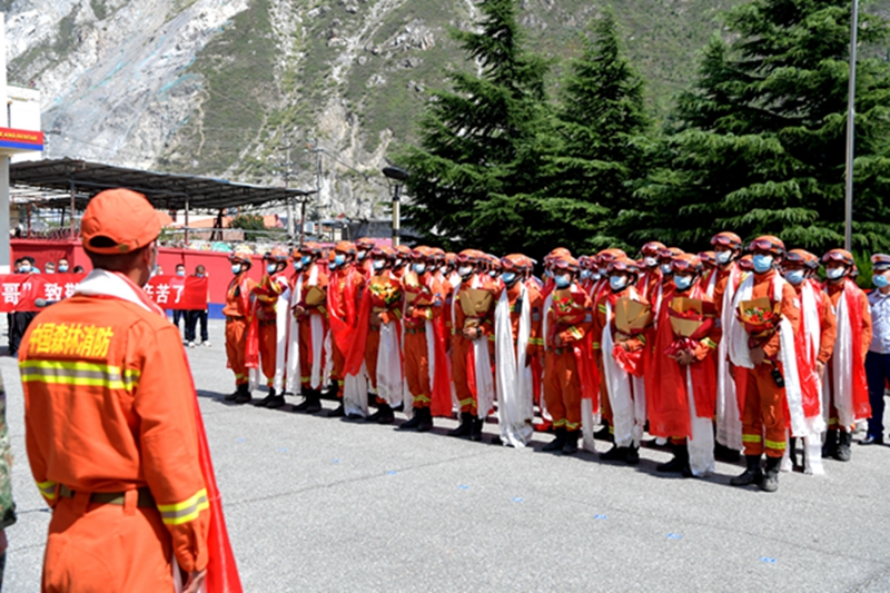 刷屏全网的汶川哥哥回家了 (9).jpg