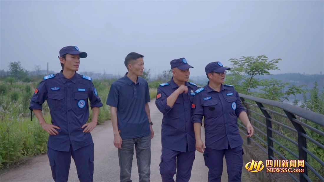 �쿭������������ķ�����־Ը�����ѣ���ҹѲ���ػ�����������̬����.jpg