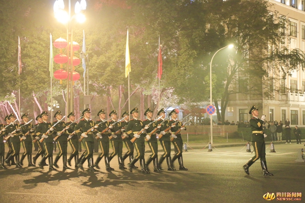新年第一场升旗仪式.jpg