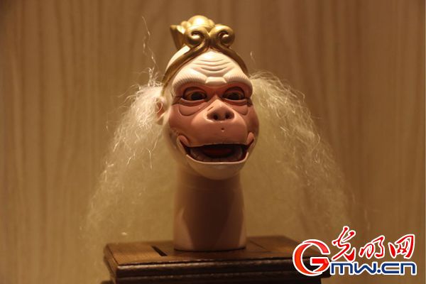 ��ϲӭʮ�Ŵ�•�������л���70��ľżͷ������˵ļ��أ���һֱѰ�Ҵ���