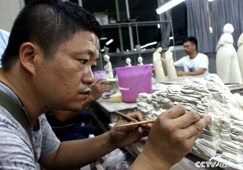 参加德化瓷研培计划的一名学员 (王甲铸 摄)