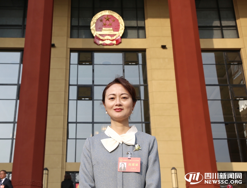王振芳_副本.jpg 王振芳_副本.jpg