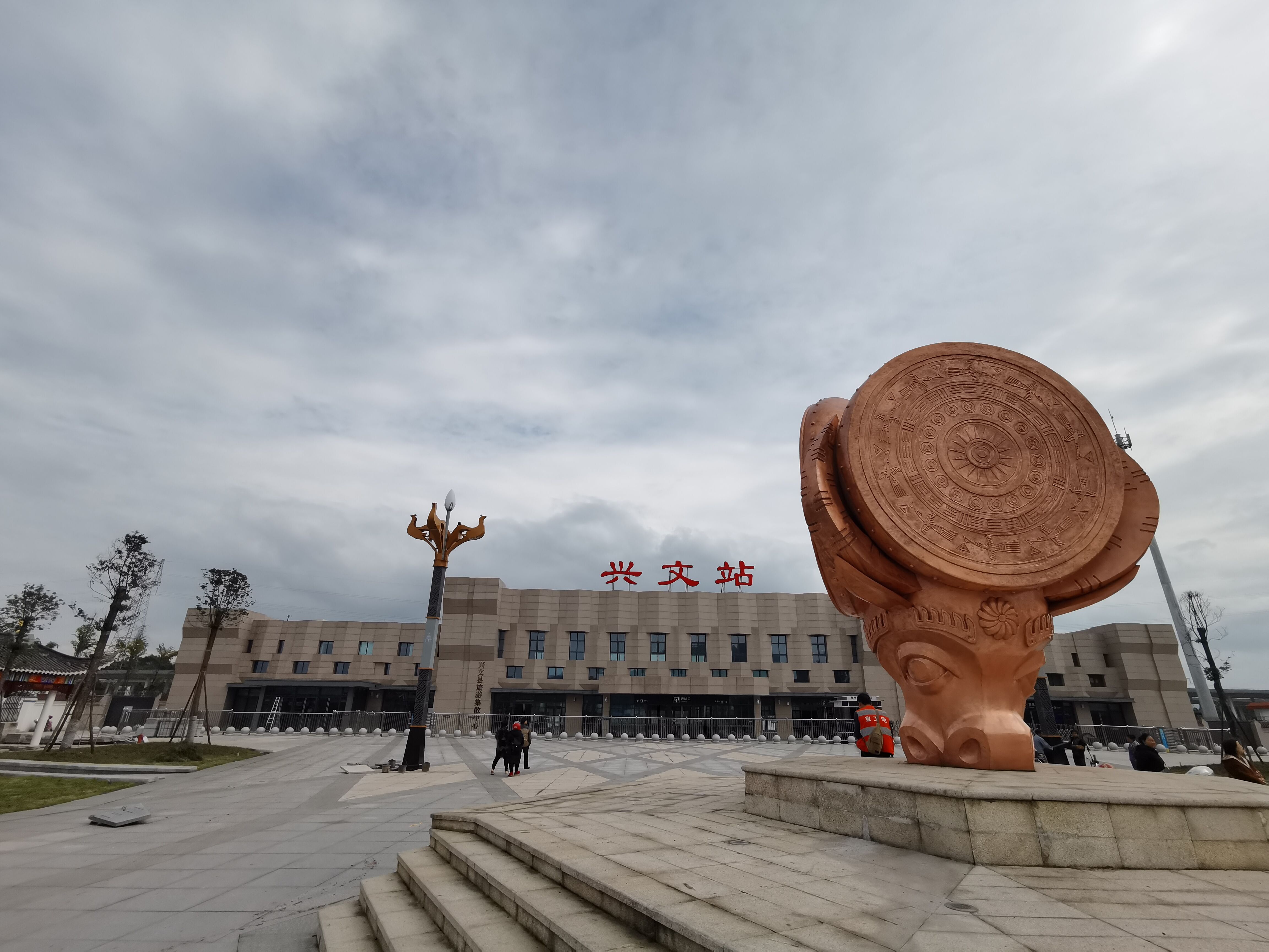 赶紧来看成贵高铁沿线新建站房集中亮相